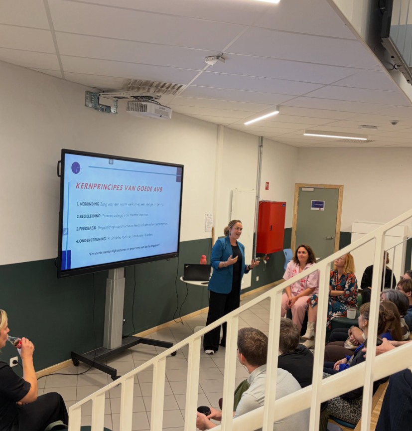 KAT verwelkomt seminarie GO! scholengroep Brussel rond aanvangsbegeleiding